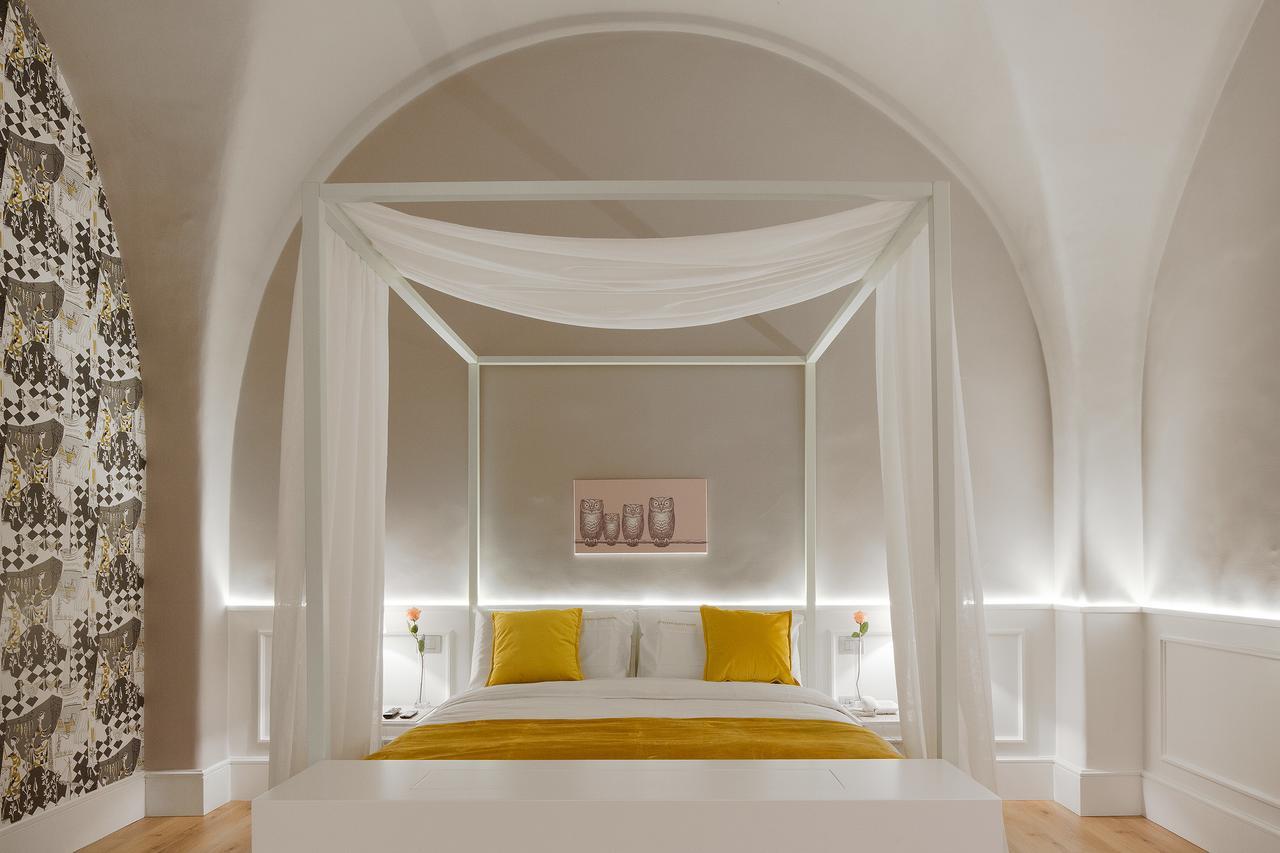Quattro Canti Suites Катания Экстерьер фото